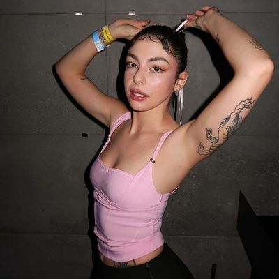 الصيف الجديد sexy hottie خط الرقبة الخصر خفيفة القميص